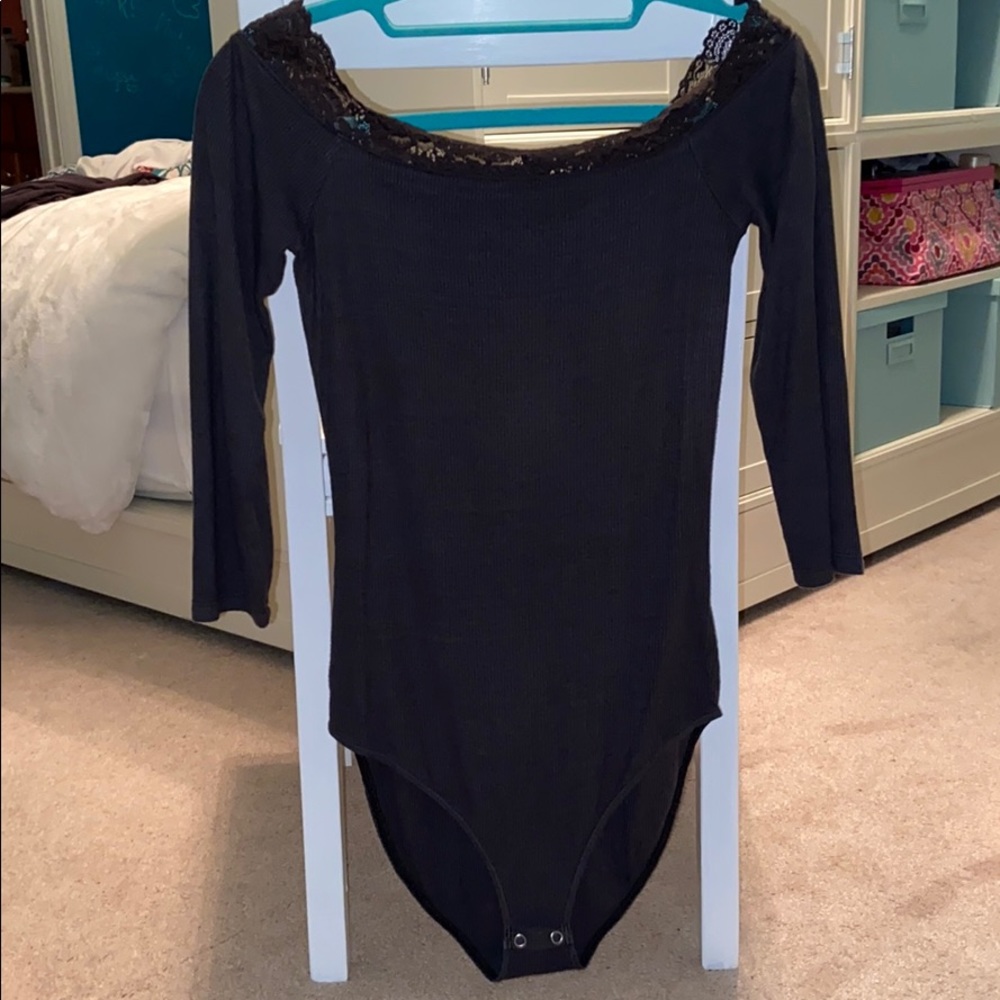 American Eagle gray ribbed bodysuit